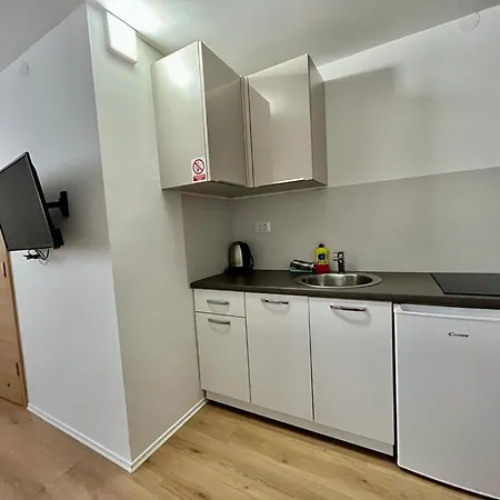 Roza Apartman *